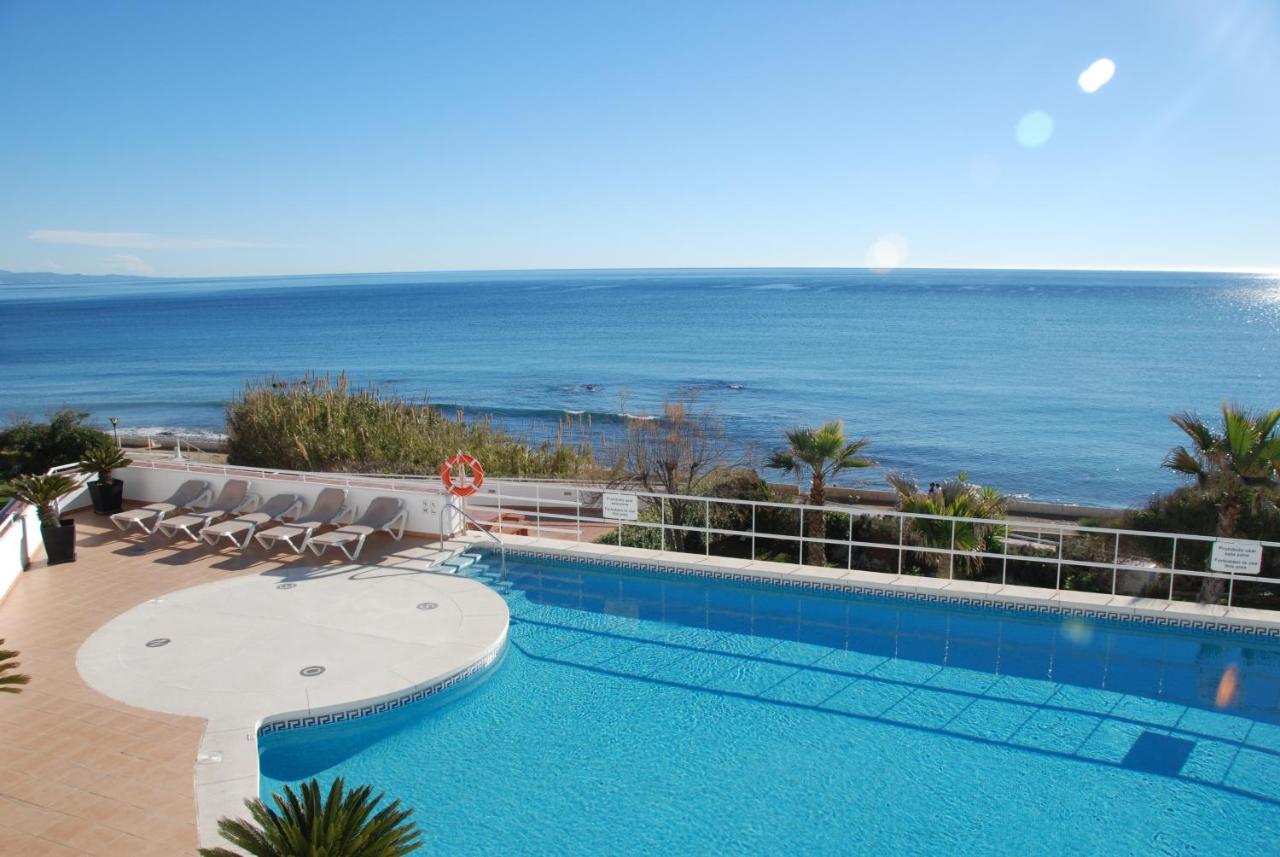 D12 Espectacular y moderno apartamento en primera línea - Estepona - Sinfonia del Mar Exterior foto